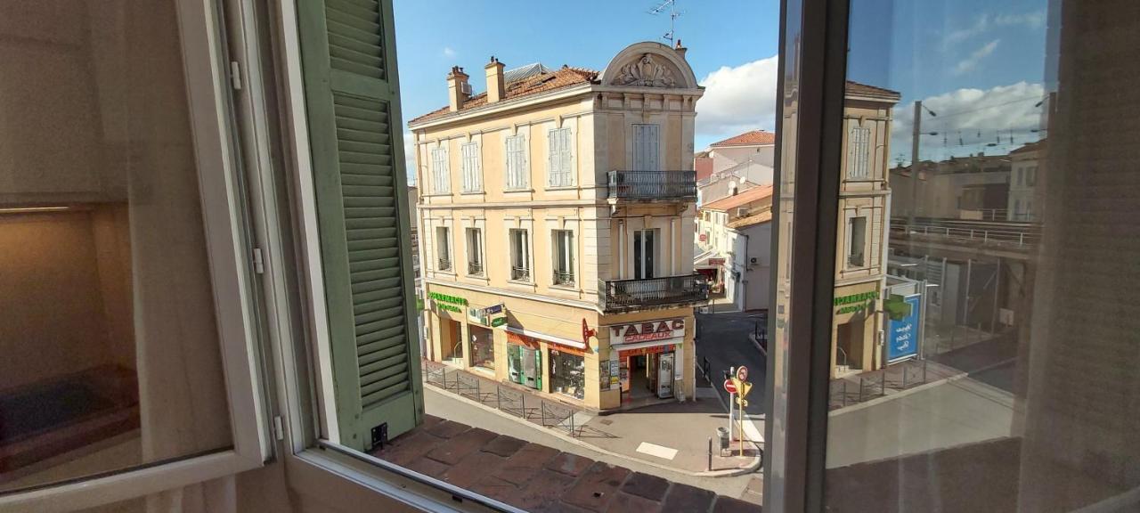 123 Sadi Carnot, Classe 2 Etoiles Saint-Raphaël Kültér fotó